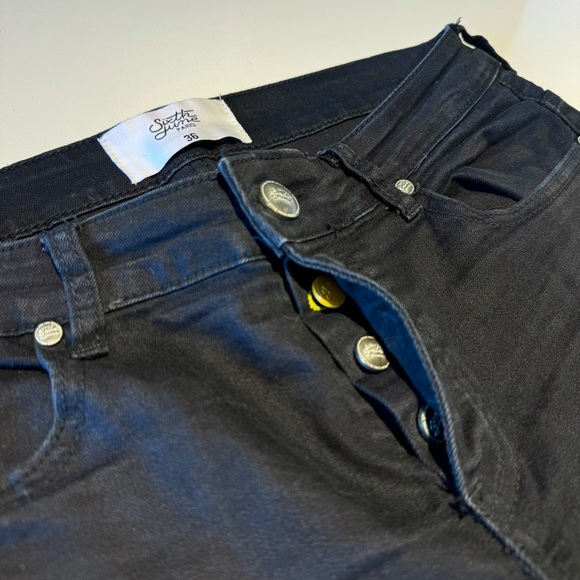 Sixth June Paris Distressed Jeans / Black / 36 - Picture 3 of 9